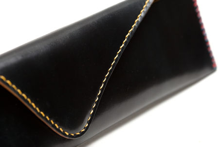 HAND-STITCHED HORWEEN SHELL CORDOVAN PEN CASE
