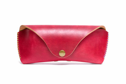 VIVID raspberry pink eyeglasses case. EXTRA RIGID, HAND-DYED, and HAND-STITCHED (HORWEEN horsehide)