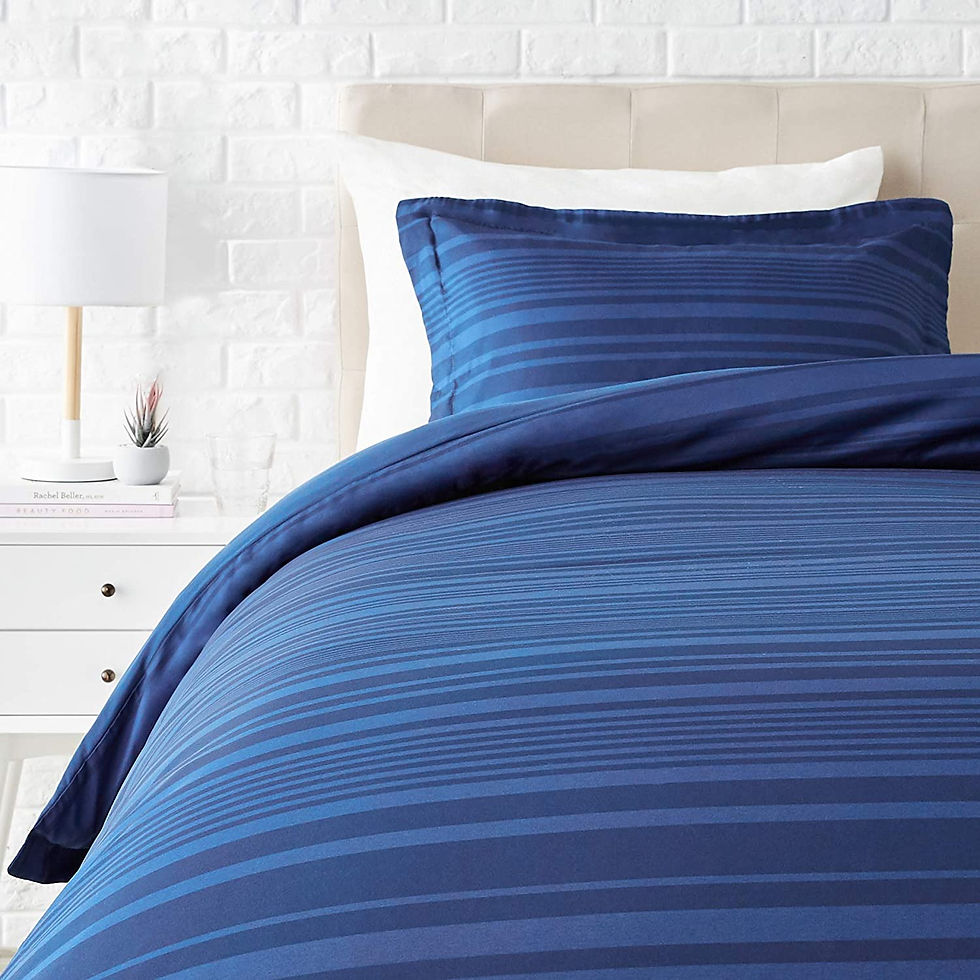 الصورة المصغرة: Amazon Basics Light-Weight Microfiber Duvet Cover Set with Snap Buttons - King,