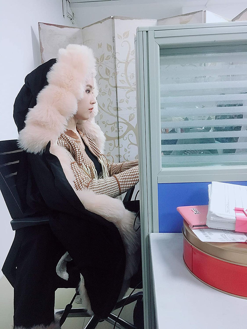 Miniatura: Roiii Women Thicken Warm Winter Coat Hood Down Parka Faux Fur Outdoor Overcoat 