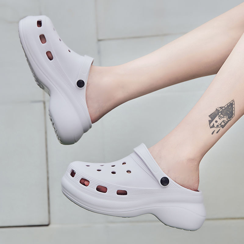 الصورة المصغرة: Women Sandals Shoes Fashion Graden Shoes Women Clogs White Nurse Crocks Hole Sh