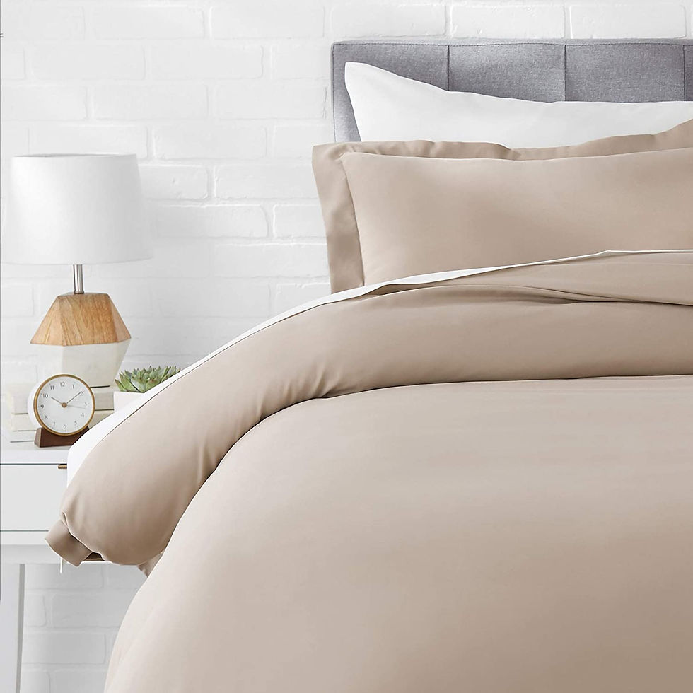 الصورة المصغرة: Amazon Basics Light-Weight Microfiber Duvet Cover Set with Snap Buttons - King,