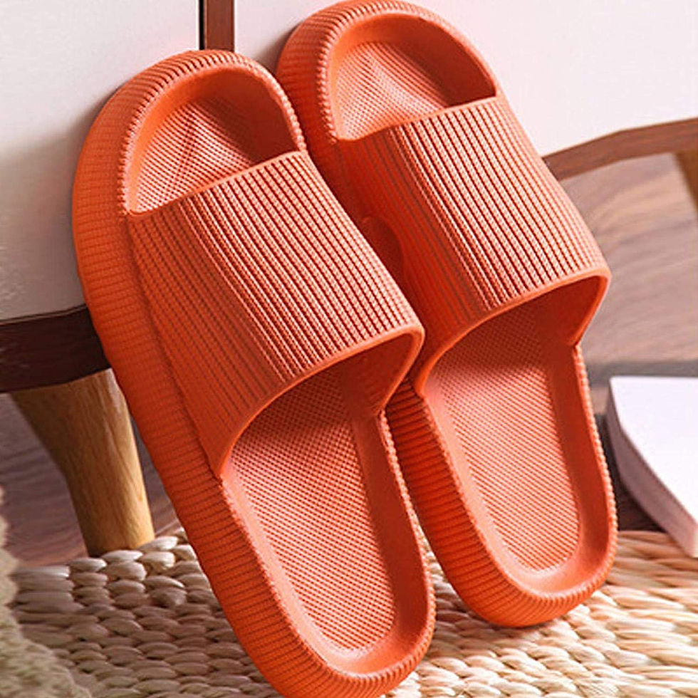 थंबनेल: SHARLLEN Pillow Slippers, Unisex Massage Foam Bathroom Slippers