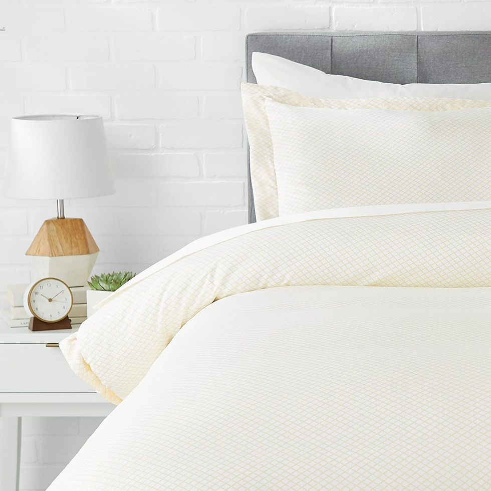 الصورة المصغرة: Amazon Basics Light-Weight Microfiber Duvet Cover Set with Snap Buttons - King,