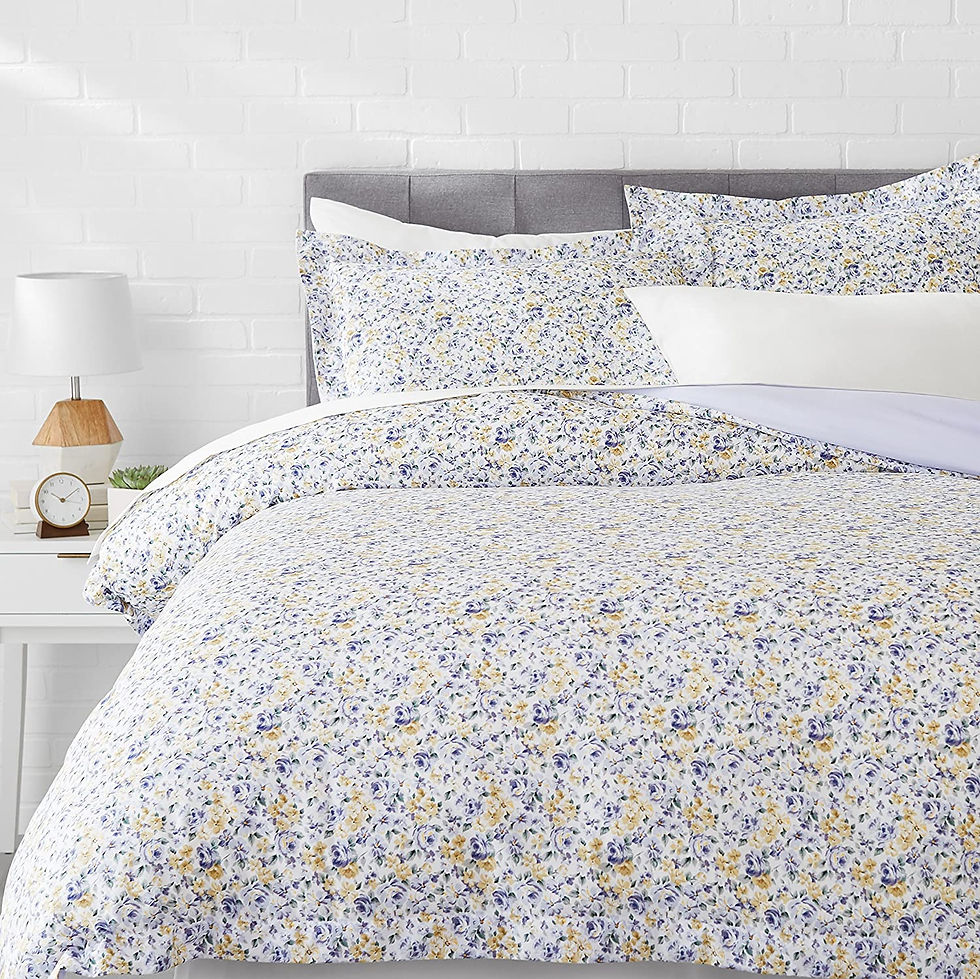الصورة المصغرة: Amazon Basics Light-Weight Microfiber Duvet Cover Set with Snap Buttons - King,