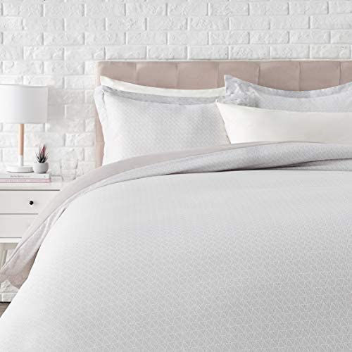 الصورة المصغرة: Amazon Basics Light-Weight Microfiber Duvet Cover Set with Snap Buttons - King,