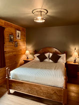 Cosy, wooden bedroom