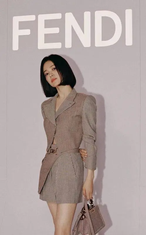 Song-Hye-kyo-fendi