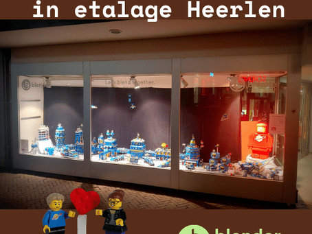 Foto van een met LEGO Classic Space gevulde etalage bij Blender in Heerlen