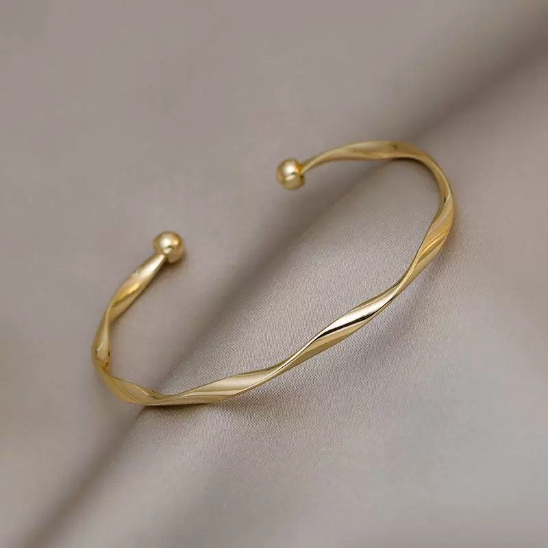 Open Twist Smooth Metal Bracelet