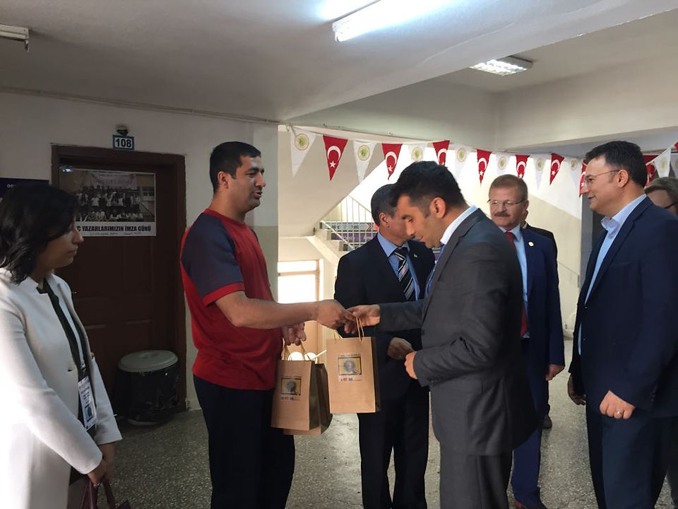 davetlilereçantahediye