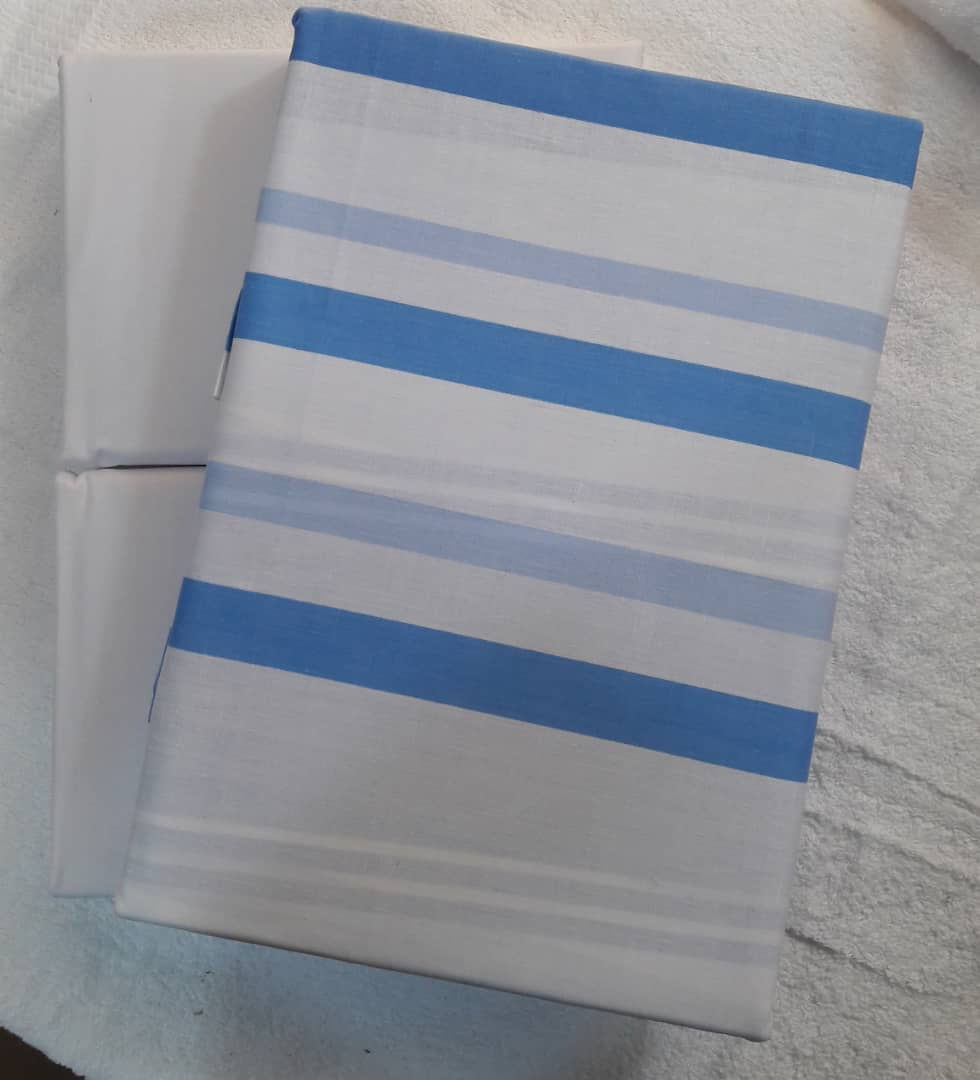 Thumbnail: 6x6 bedsheets comes with 4 pillow case and two bedsheets