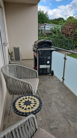 AS20B balcony_01
