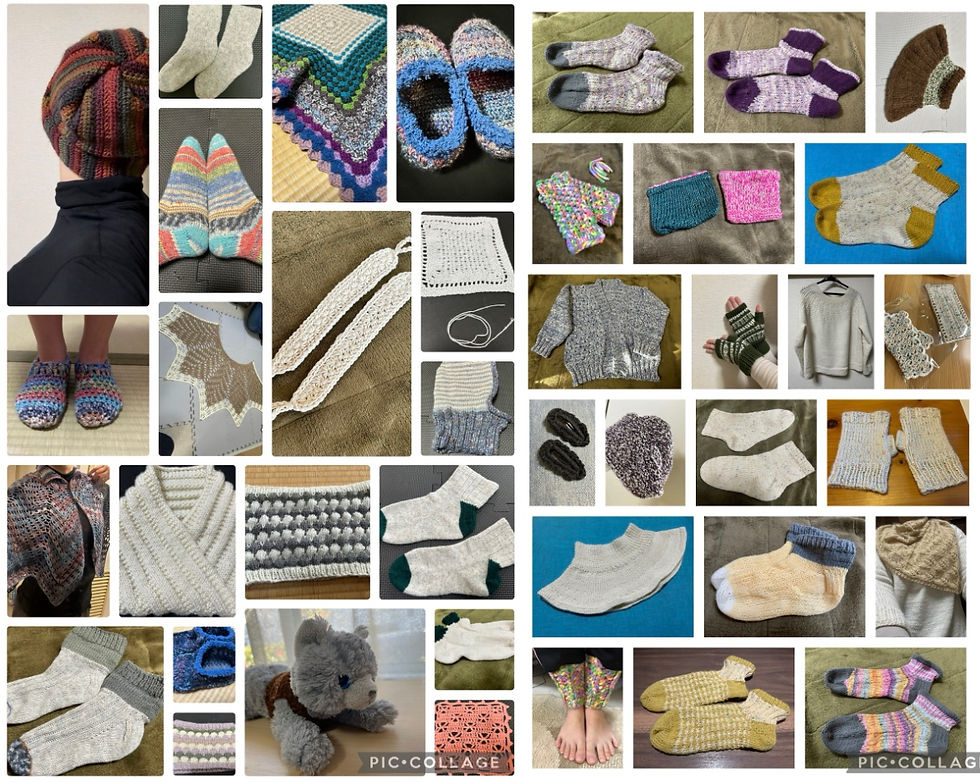 小物からセーターやカーデガンまで多種多様な作品たち