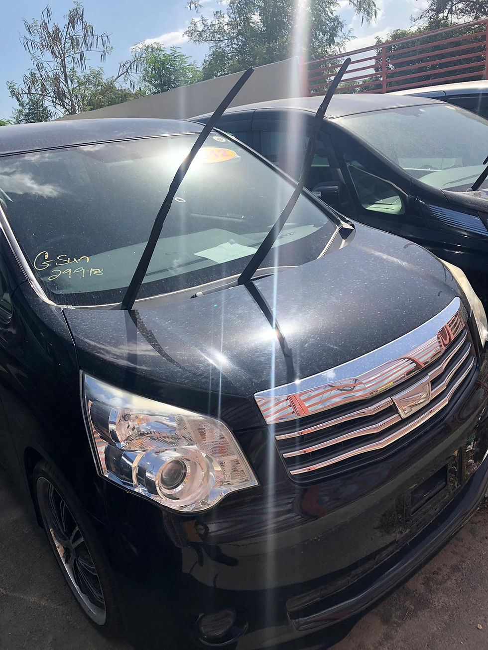 Toyota Noah Black 2013