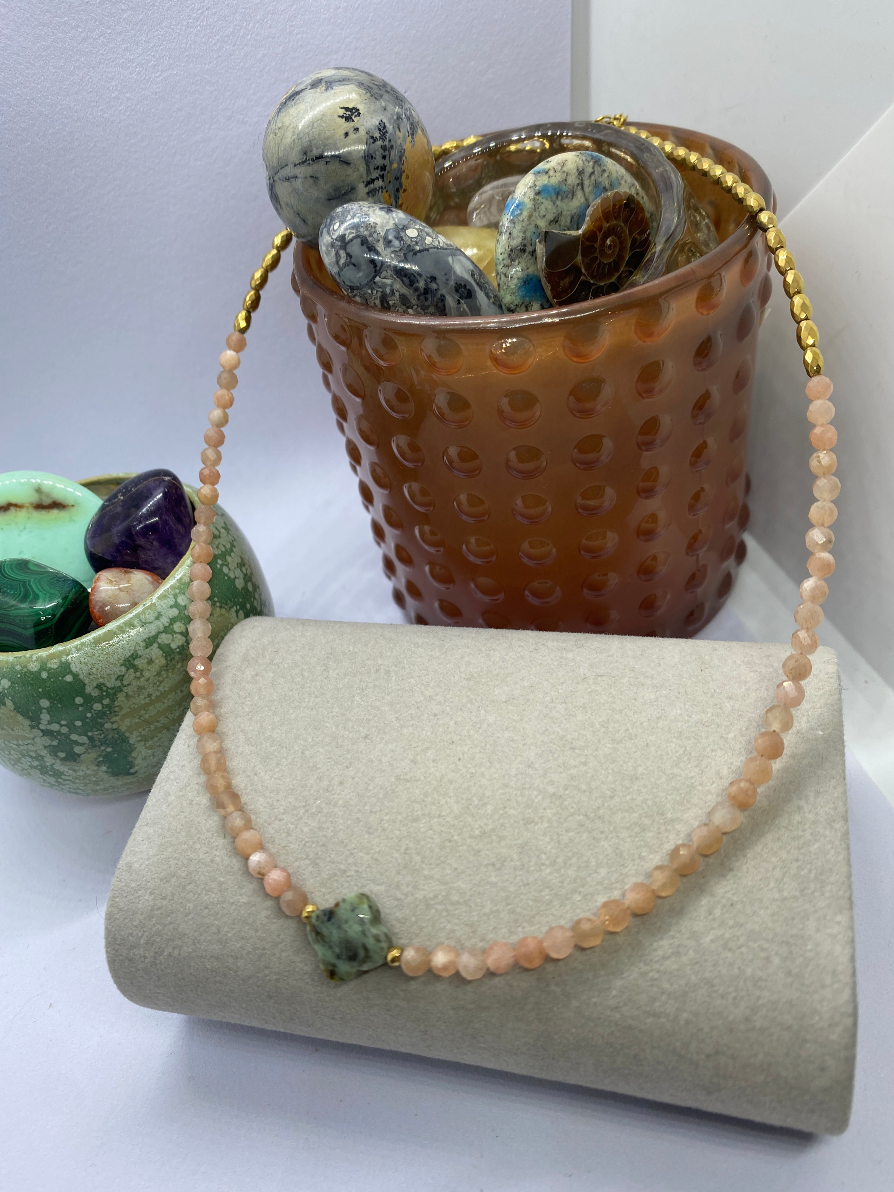 Collier Adèle en pierres 