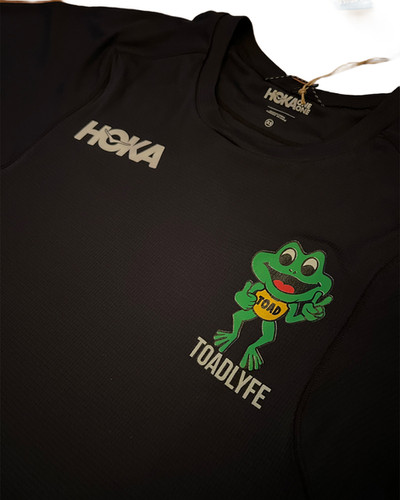 HOKA - DRIFIT TEE - BLACK | TOADLYFE
