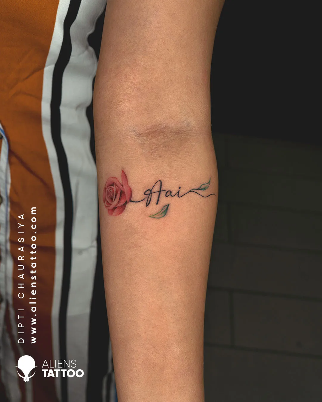 minimal rose tattoos