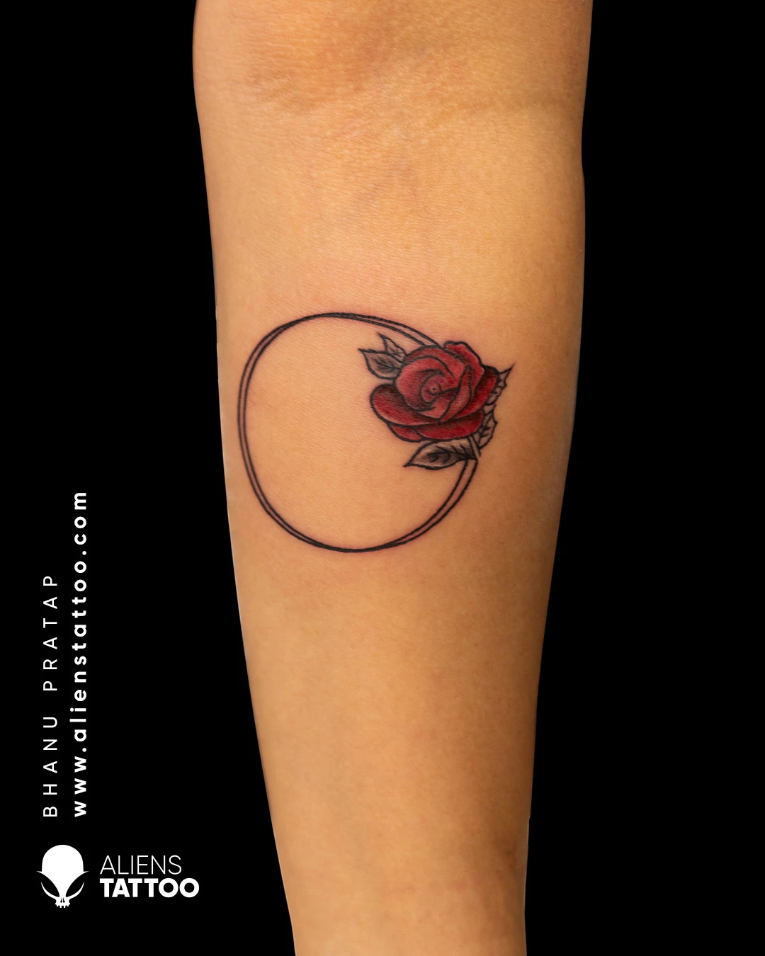minimal Rose Tattoo Ideas