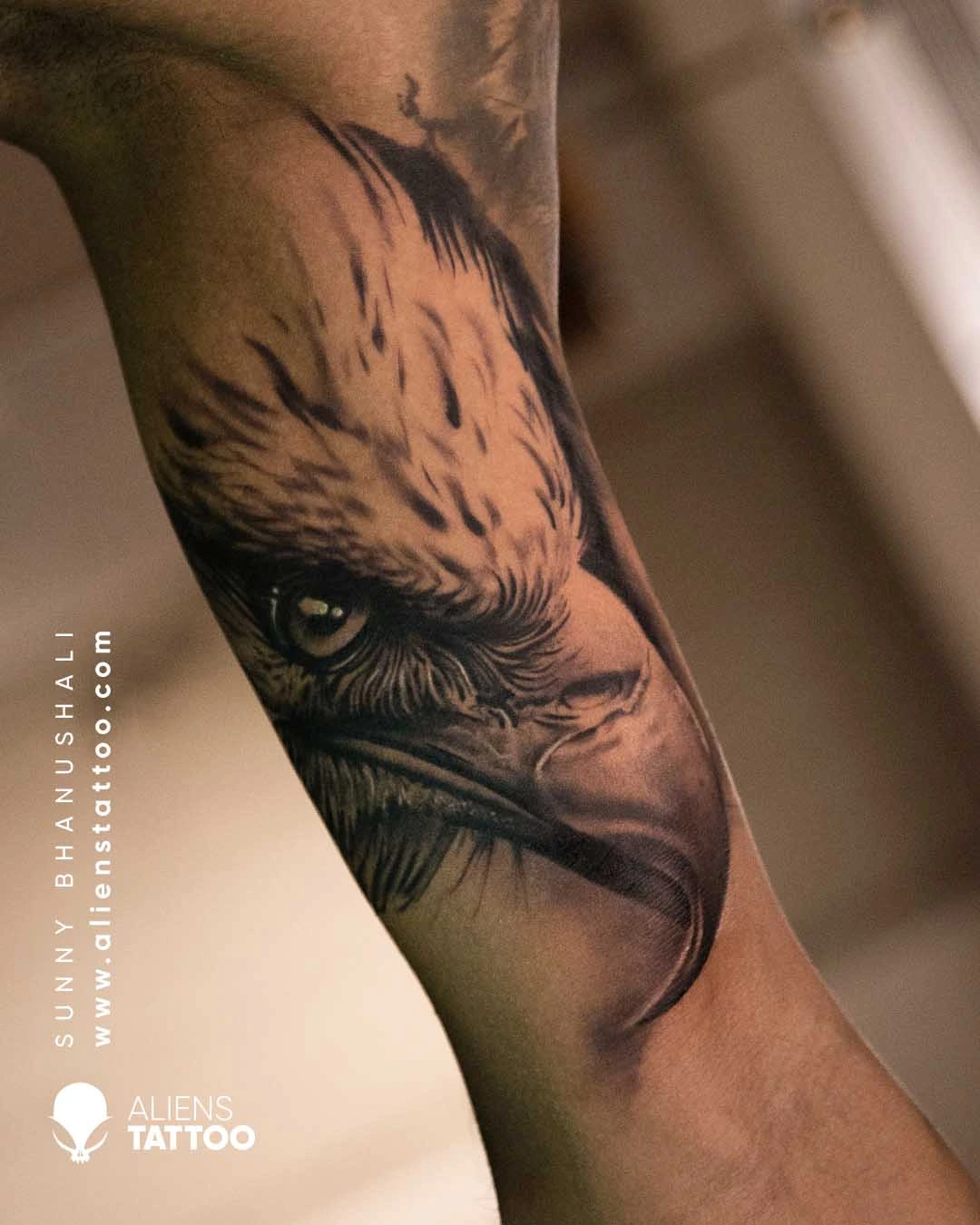 hyper-realism eagle tattoos