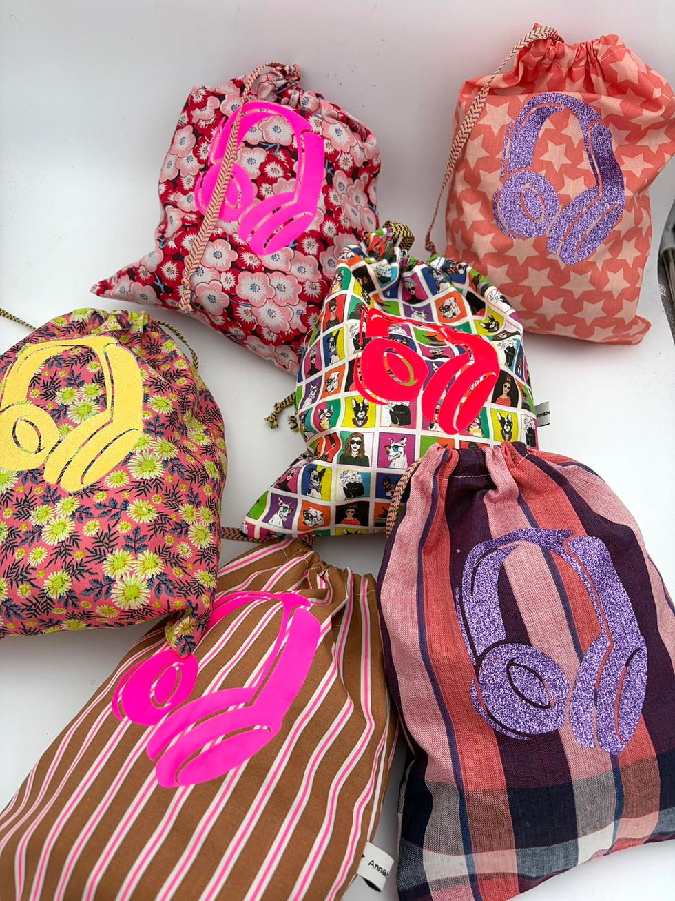 Miniature : Range ton casque