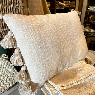Cotton Pillow with Tassels