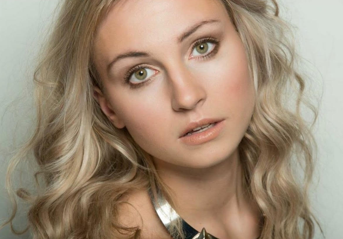 Award Winning Make Up Artist Nottingham  UK 