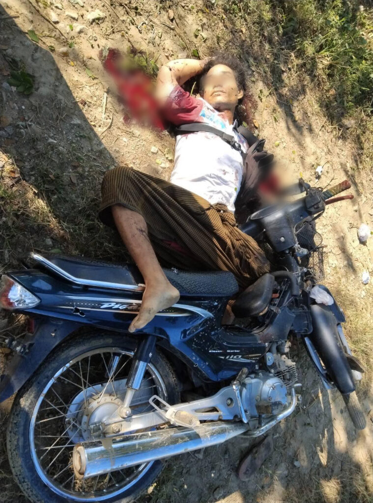 Saw Thein Wah (45) was killed by a Burma Army mortar while on his way to tend his farm.