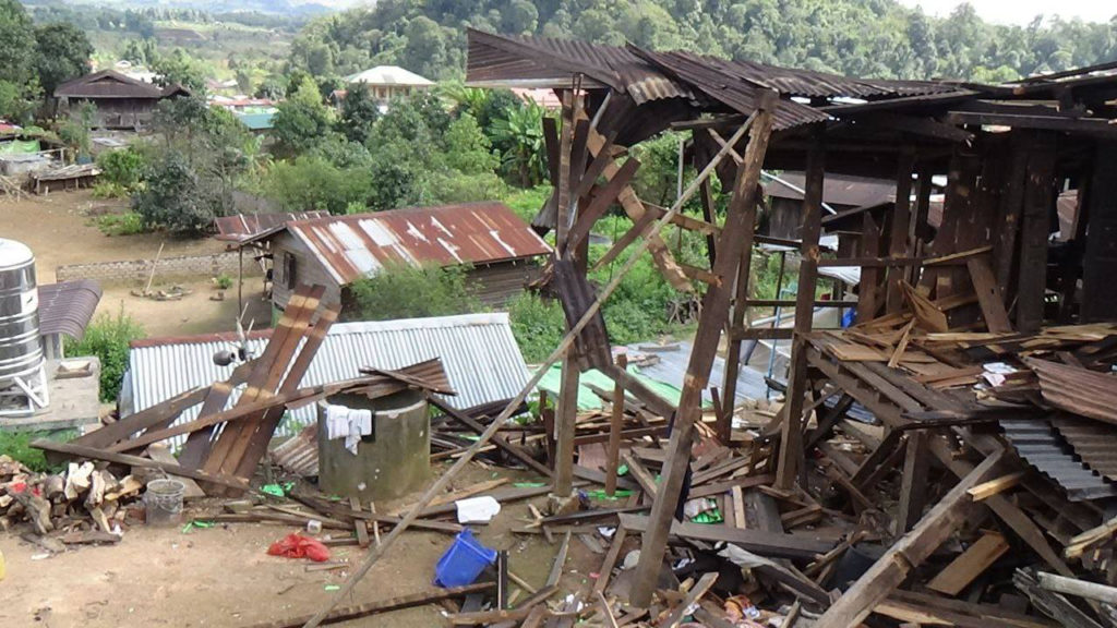 Burma Army mortar fire completely destroys home in Karenni State.