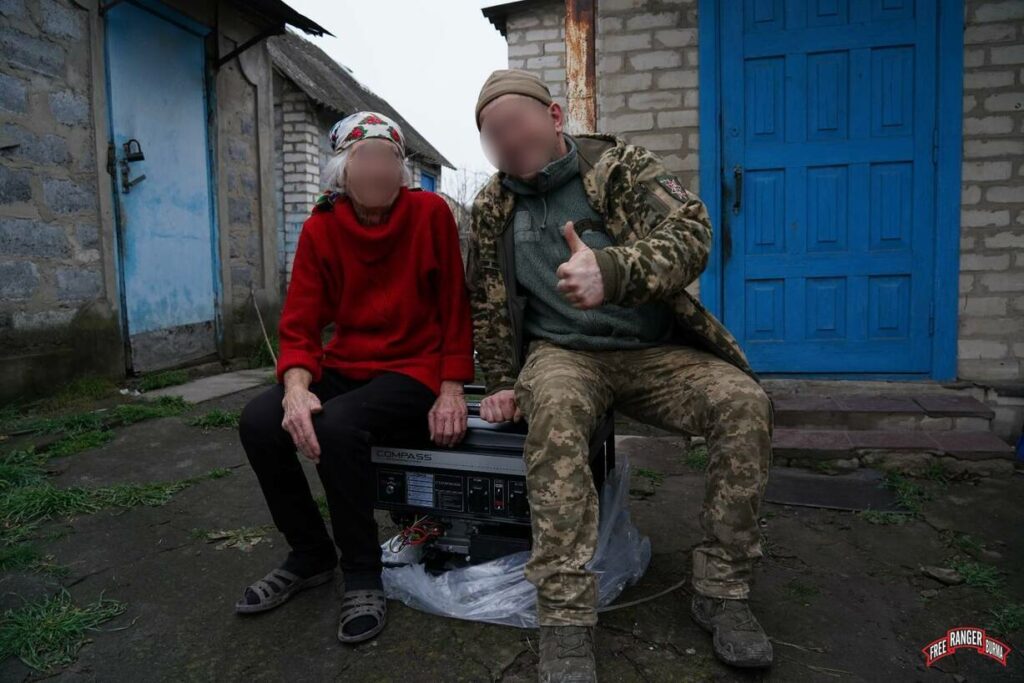 Rob and the woman with the new generator.