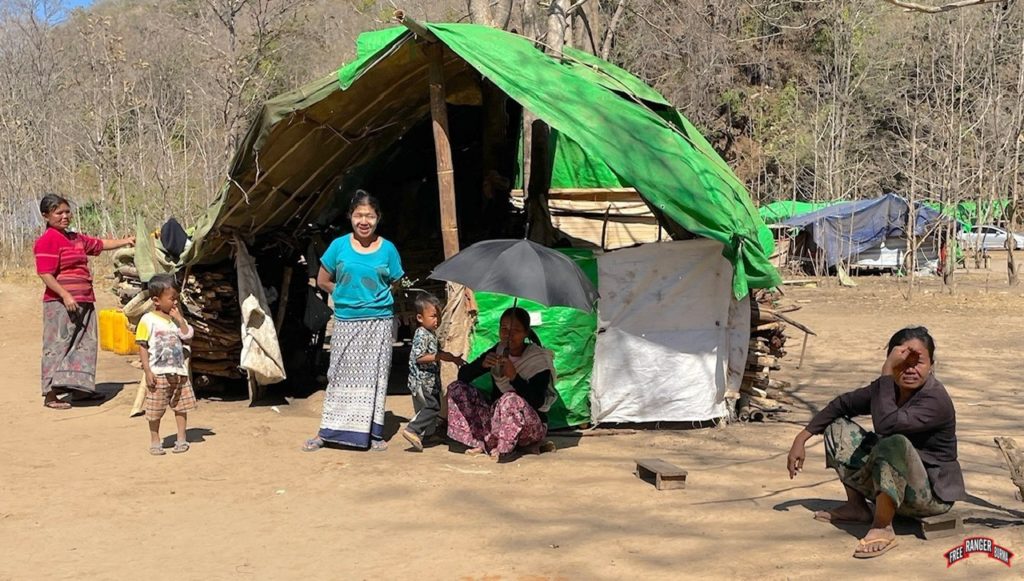 IDPs displaced in Demoso and Loikaw.