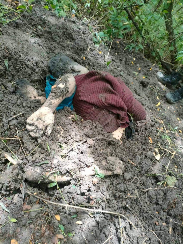 Lal Nun Puii and her brother, Lalruamawia