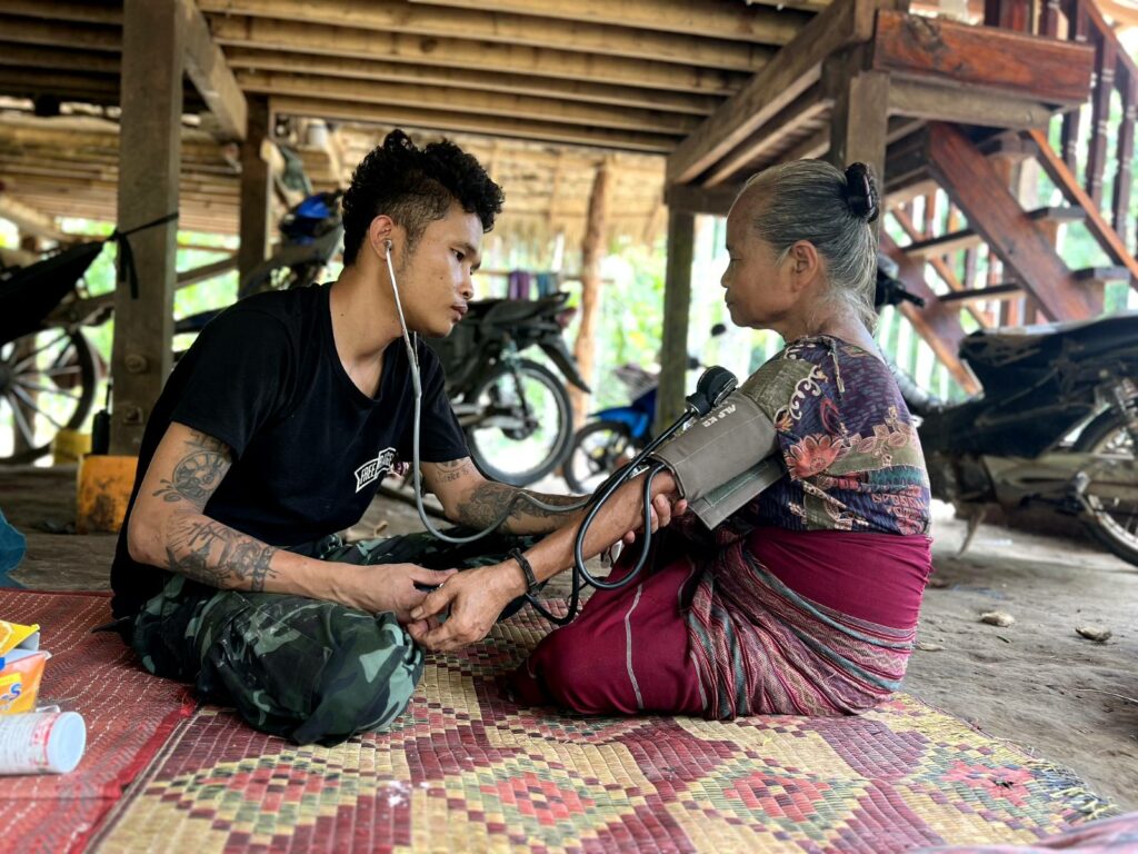 Ranger treats IDP during GLC clinic.