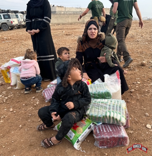 Families receiving food.