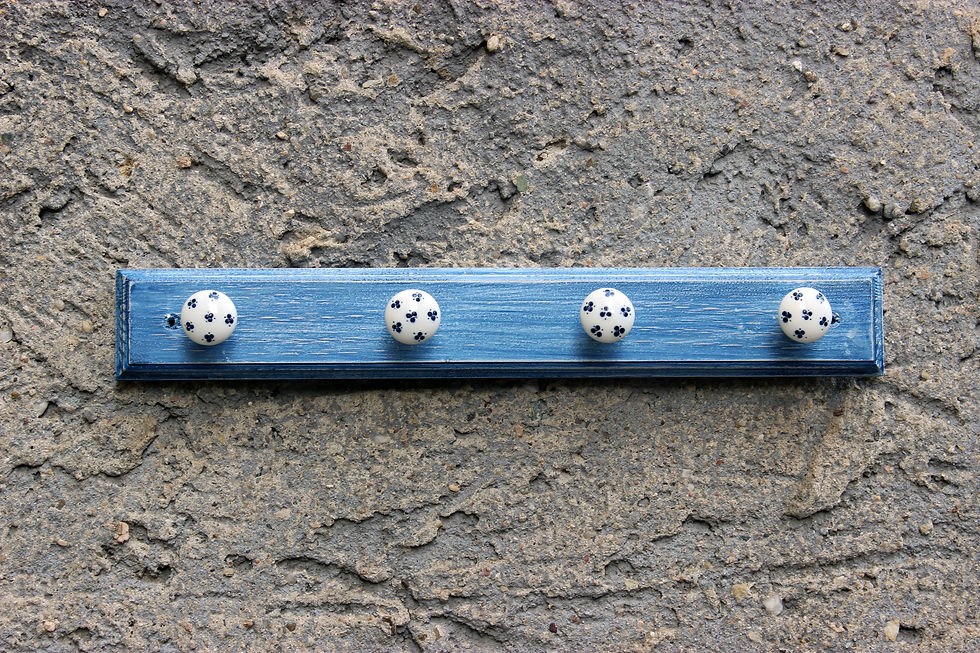 Miniatura: Věšák malý