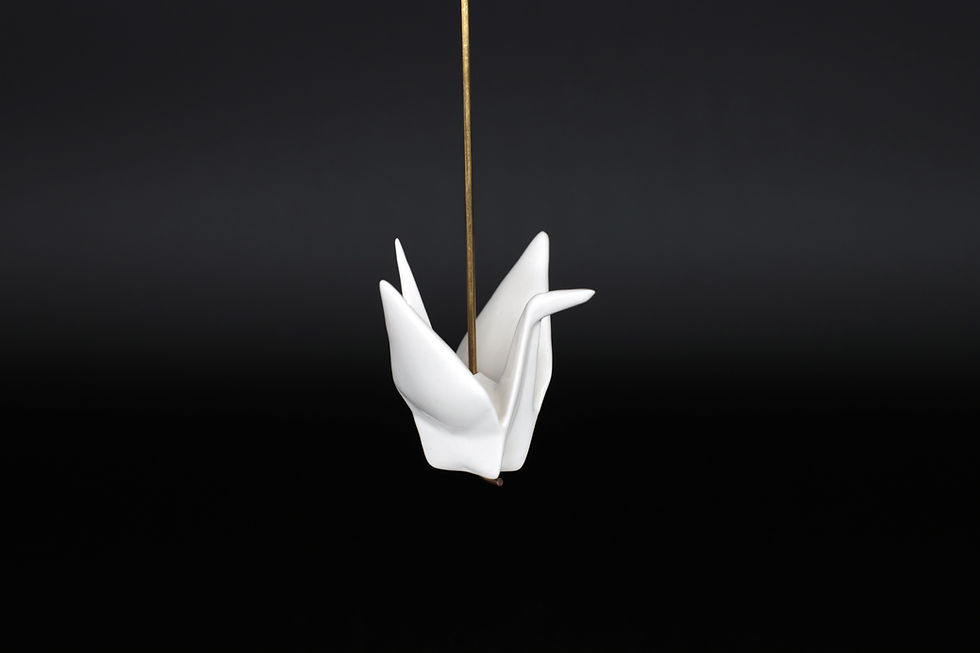 Miniatura: Origami jeřáb na mosazné tyči