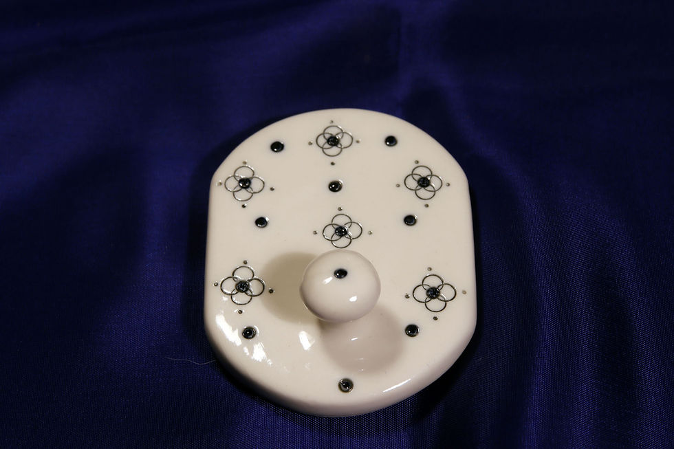 Miniatura: UNI Věšáček