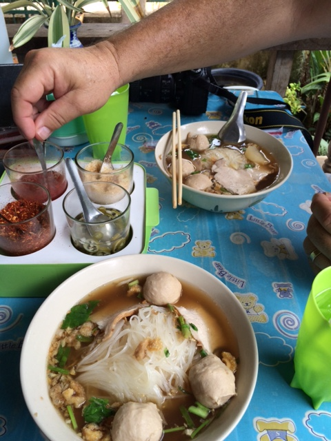 Fish ball rice noodle