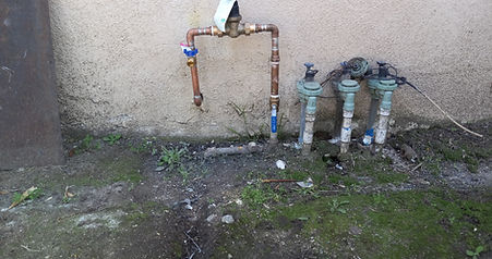 Pressure regulator valve installation