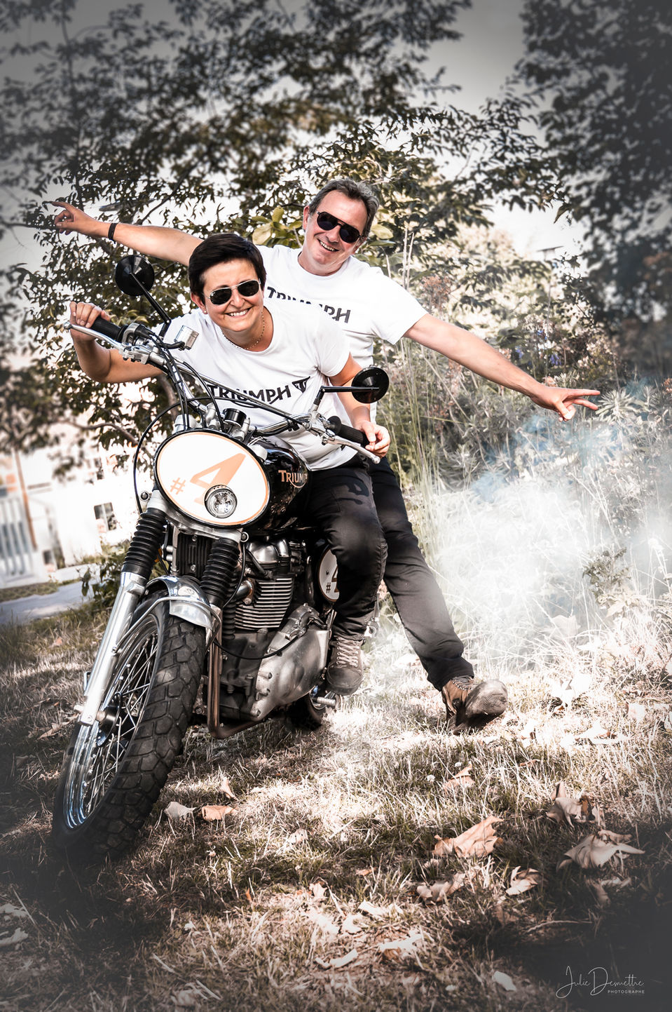 TRIUMPH9.jpg