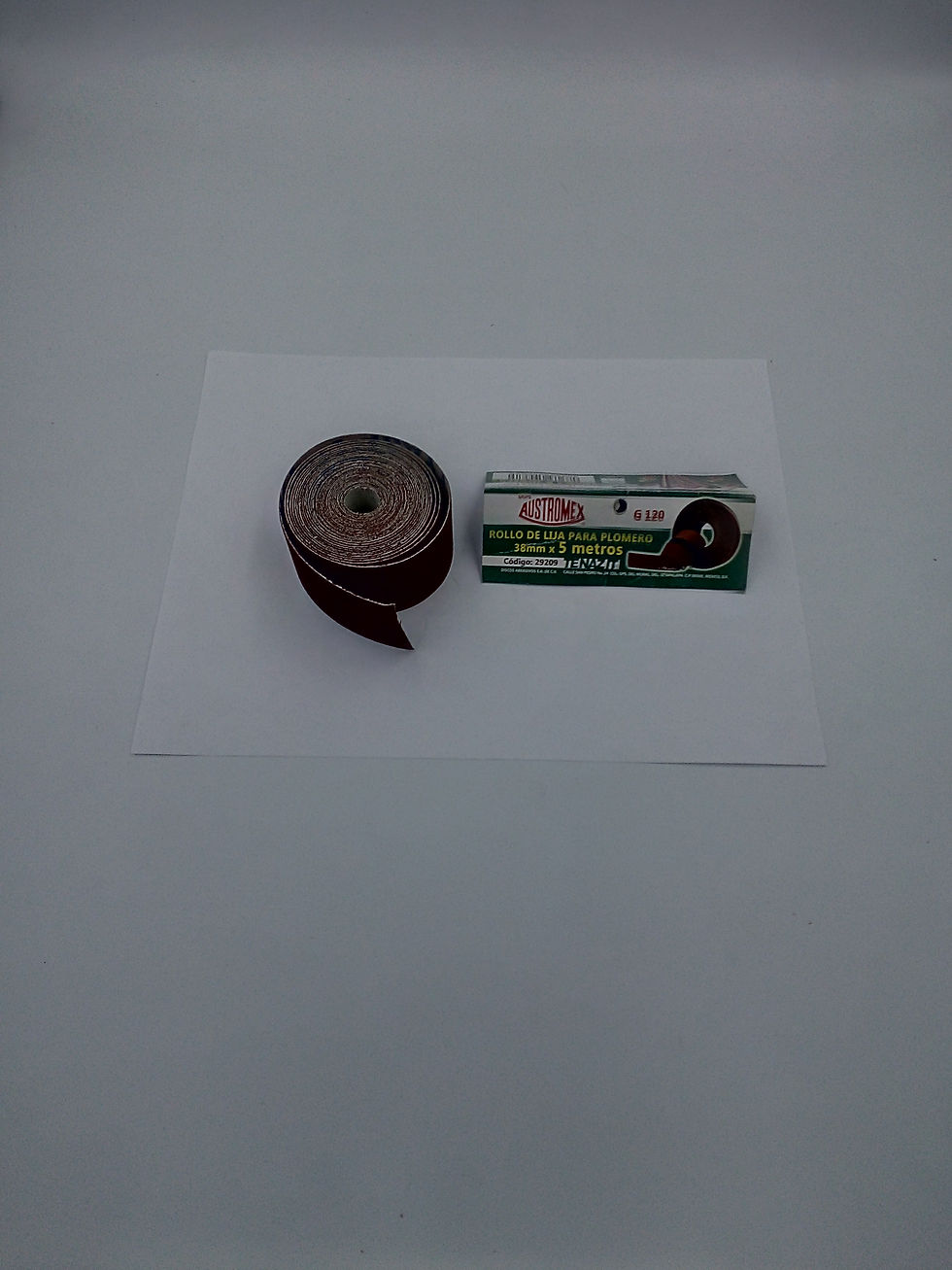 Miniatura: Lija de Plomero p/madera, rollo de 5m en 38mm. 1 pza.