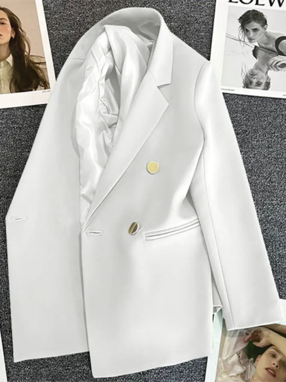 Thumbnail: Tailored Double-Breasted Blazer