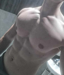 Physique du créateur du site