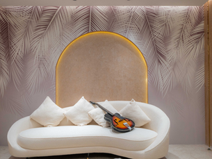 Wall design with wall paper