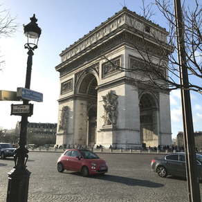 ¿Torre Eiffel, Catedral de Notre Dame, o el Arco del triunfo?