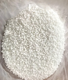 depositphotos_164139232-stock-photo-close-up-of-urea-fertilizer.jpg