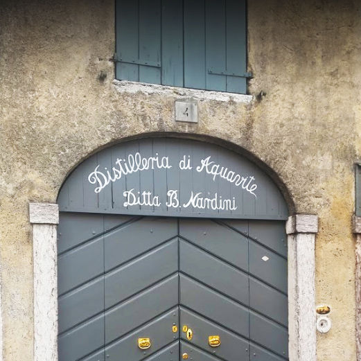 Thumbnail: Mountainsides of the Graces. Villae