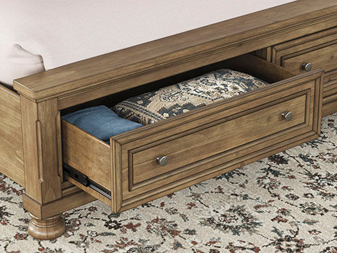 Thumbnail: Feddinger Panel Storage Bed