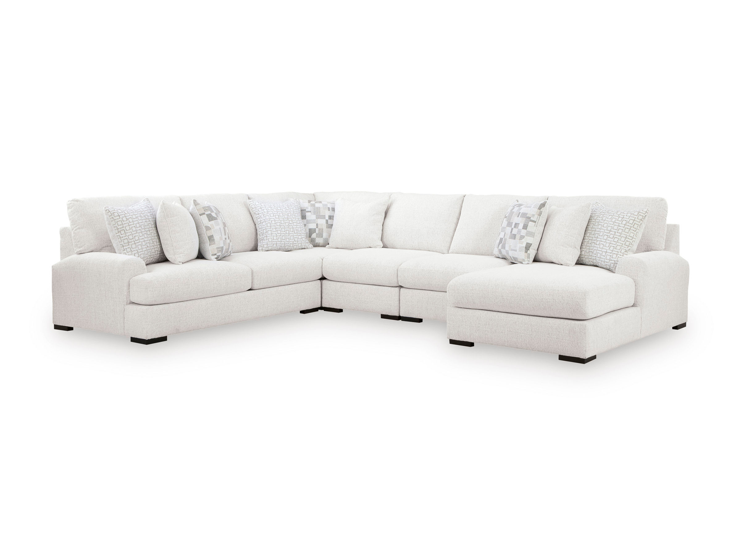 Wynncroft Manor Nuvella 5-Piece Sectional with Chaise