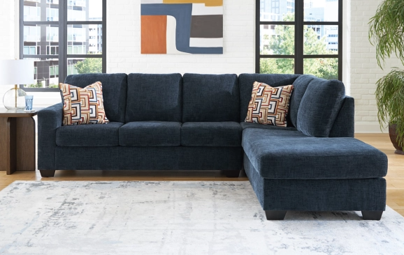Thumbnail: Aviemore 2-Piece Sectional with Chaise Right